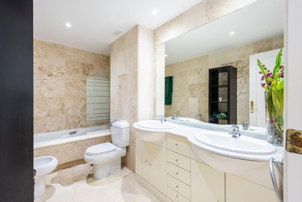 Apartamento En Marbella Guadalmina Primera Linea De Campo De Golf Los Cartujanos المظهر الخارجي الصورة