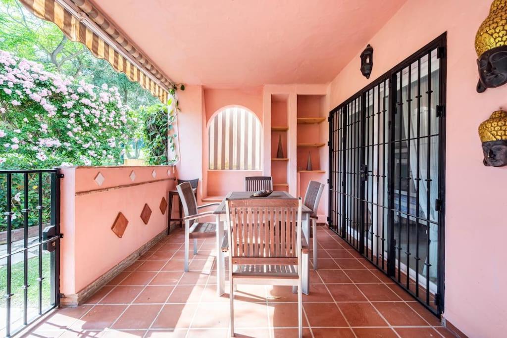 Apartamento En Marbella Guadalmina Primera Linea De Campo De Golf Los Cartujanos المظهر الخارجي الصورة